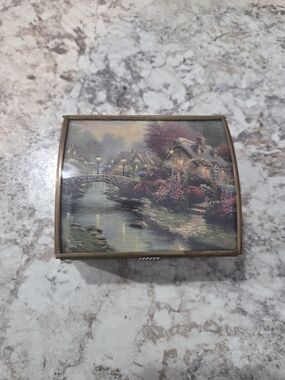 Small Vintage Thomas Kinkade “Painter Of Light” Ensco Trinket Box Brass / Glass